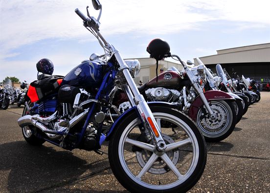 many motorbikes